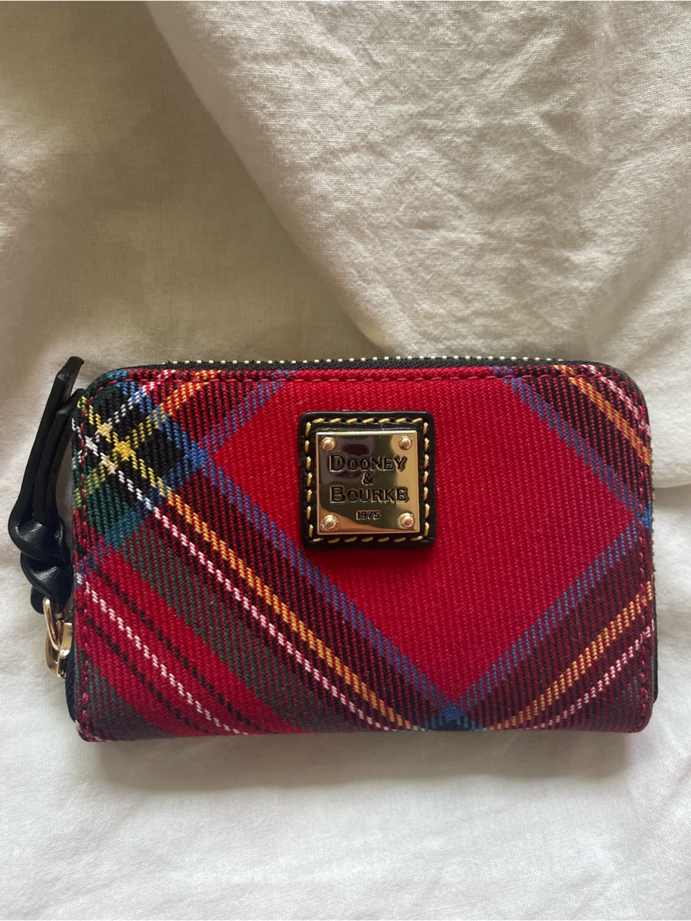 Dooney and Bourke Tartan Zip Around Credit Card Case